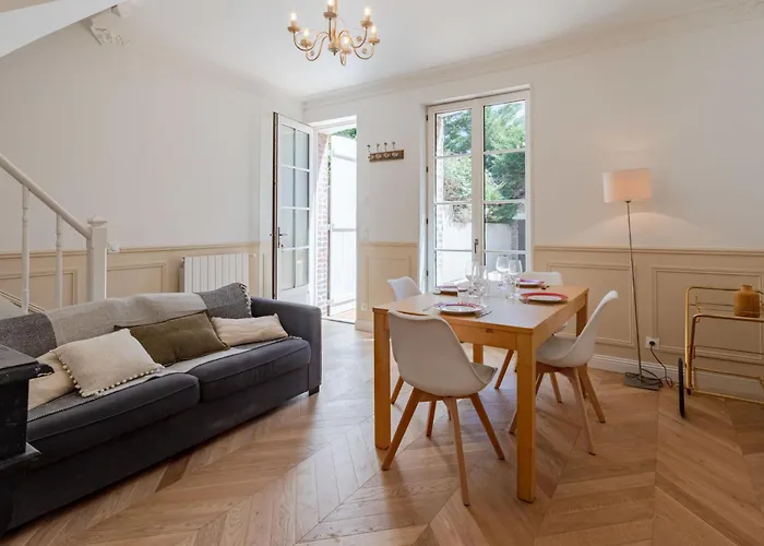 Maison De By Interhome דוביל